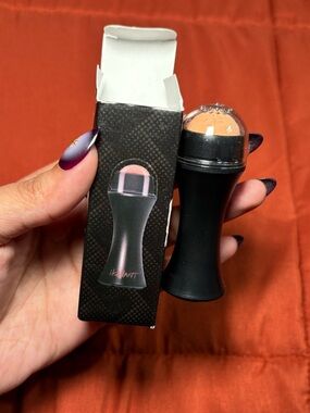Volcanic Oil Absorbing Ball- Perfect Size To Carry In Purse, Touch Up